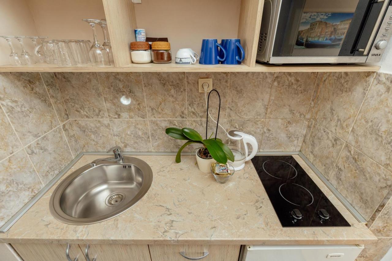 Apartmani Vico แฮร์เซ็ก-โนวี ภายนอก รูปภาพ